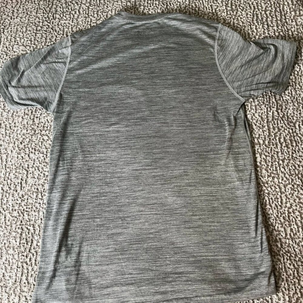 Philadelphia Eagles ‘47 Brand Gray T Shirt Small NFL Football Logo Graphic Tee - Picture 5 of 7